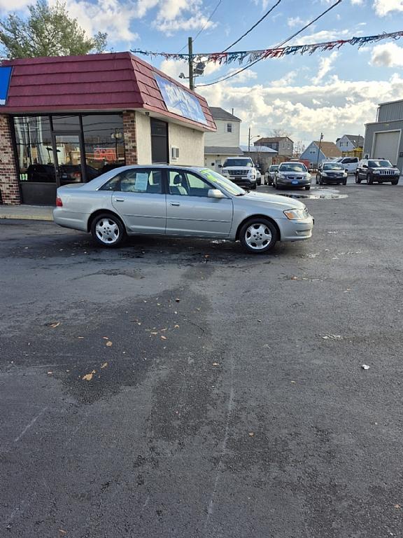 used 2003 Toyota Avalon car, priced at $3,999