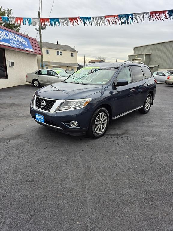 used 2015 Nissan Pathfinder car, priced at $11,999