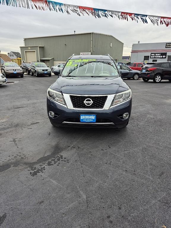 used 2015 Nissan Pathfinder car, priced at $11,999