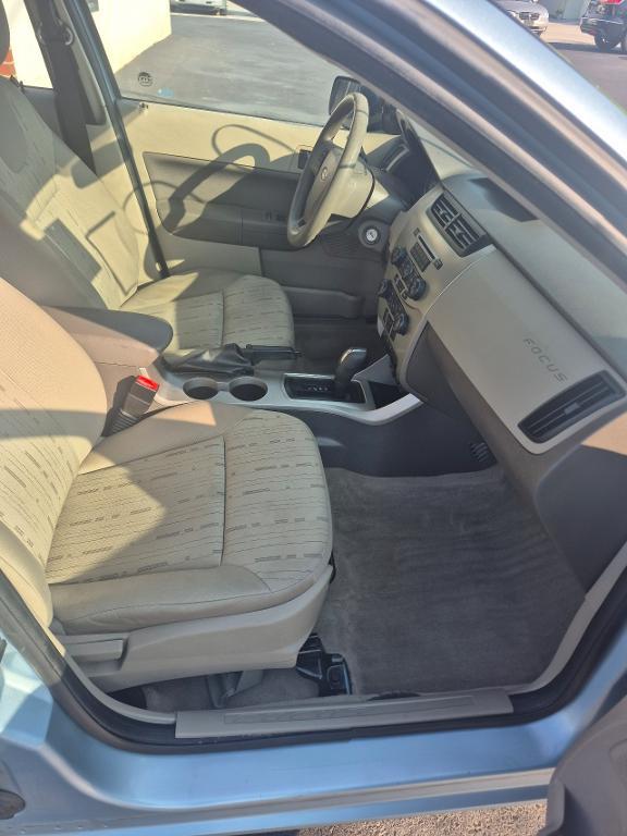 used 2009 Ford Focus car, priced at $5,999