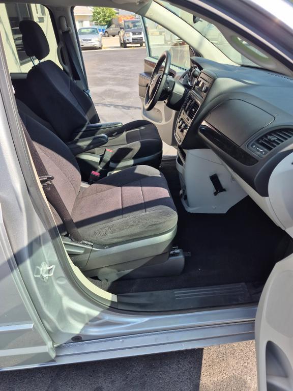 used 2013 Dodge Grand Caravan car, priced at $9,999