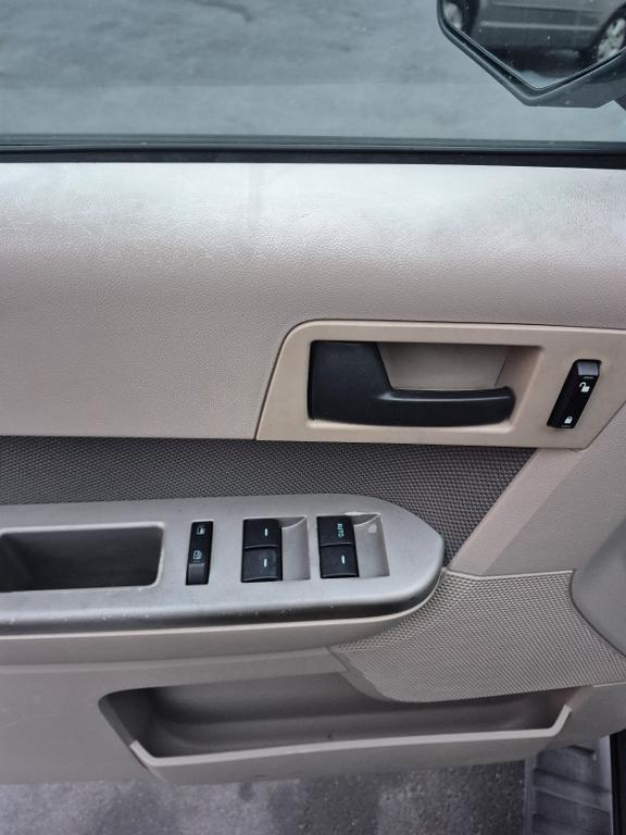 used 2009 Ford Escape car, priced at $6,499