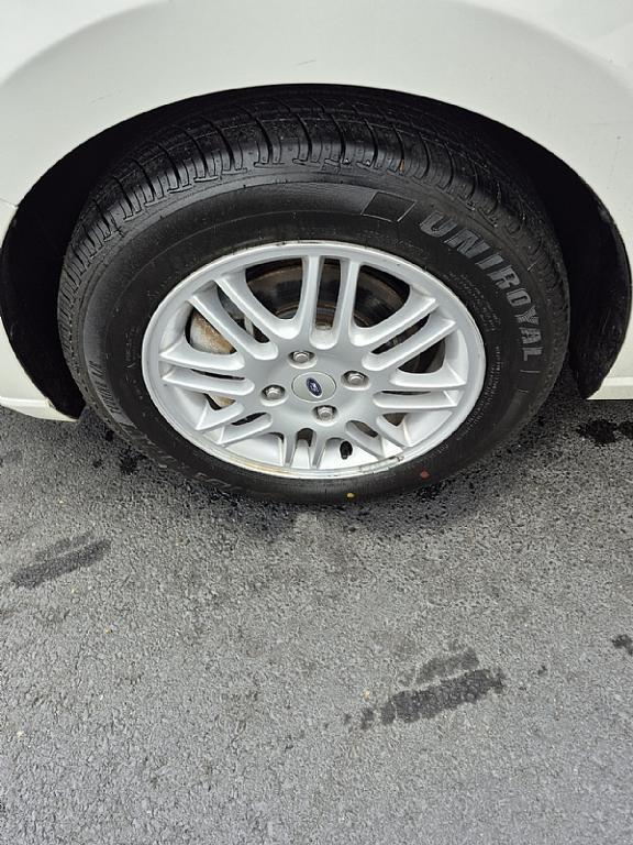 used 2010 Ford Focus car, priced at $7,499