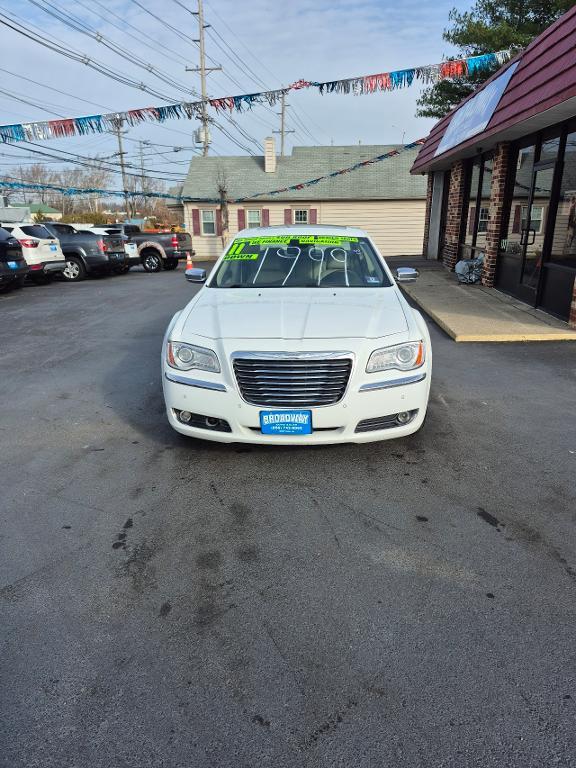 used 2011 Chrysler 300C car