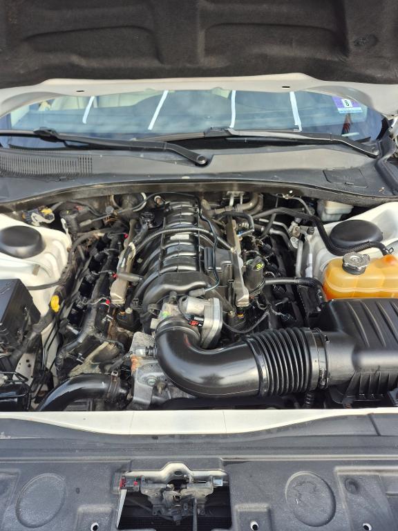 used 2011 Chrysler 300C car