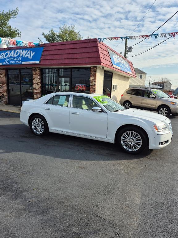 used 2011 Chrysler 300C car