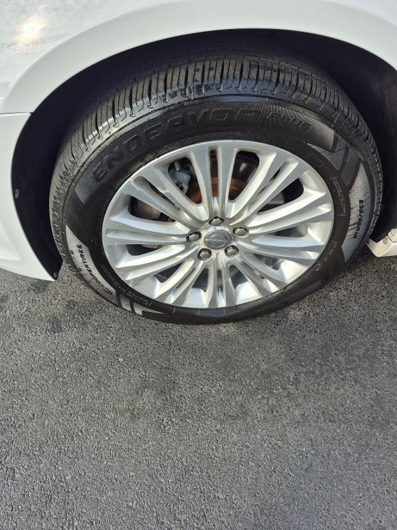 used 2011 Chrysler 300C car