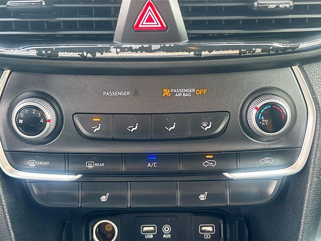 used 2020 Hyundai Santa Fe car, priced at $12,495