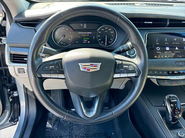 used 2023 Cadillac XT4 car, priced at $21,997