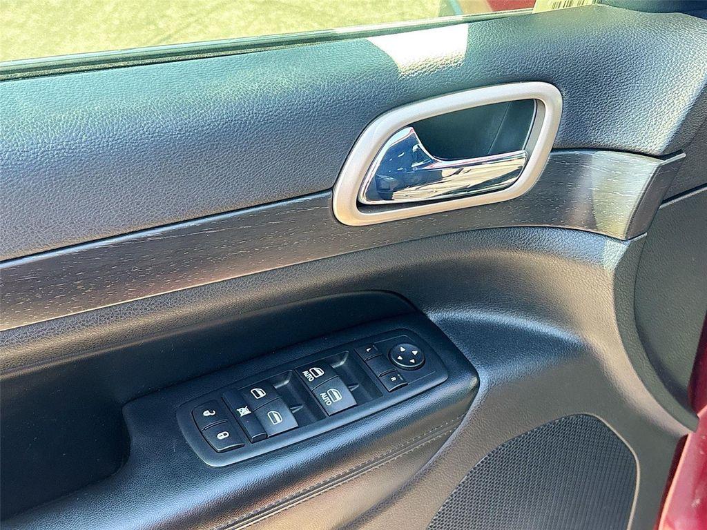 used 2016 Jeep Grand Cherokee car, priced at $9,799