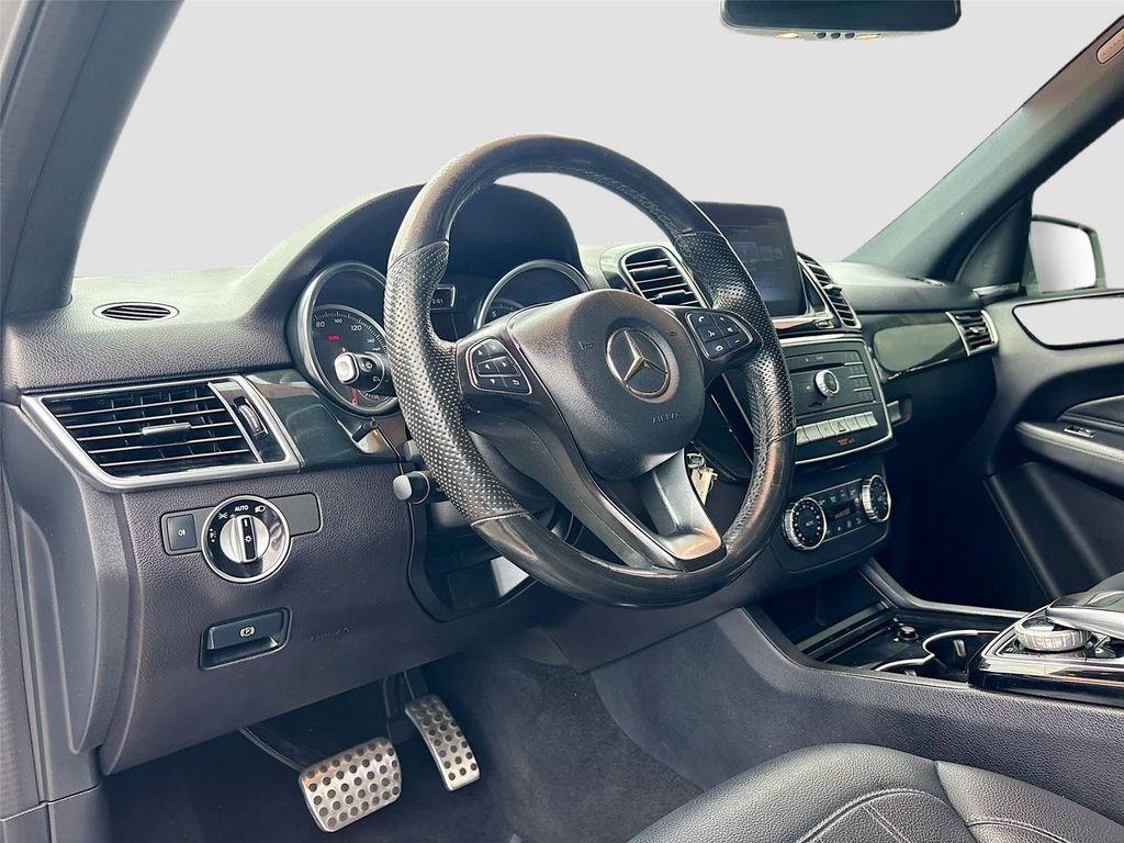 used 2019 Mercedes-Benz GLE 400 car, priced at $17,995