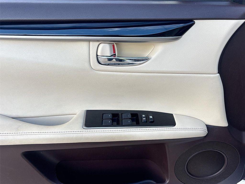 used 2017 Lexus ES 350 car, priced at $16,746
