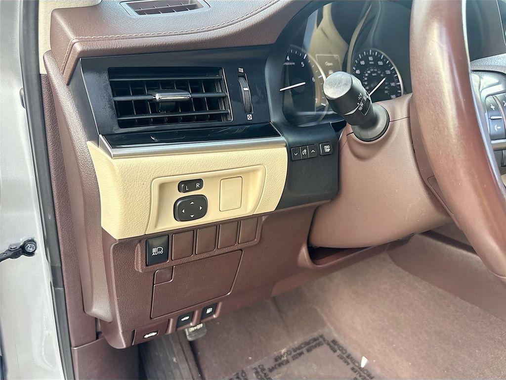 used 2017 Lexus ES 350 car, priced at $16,746