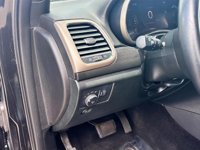 used 2015 Jeep Grand Cherokee car, priced at $9,997