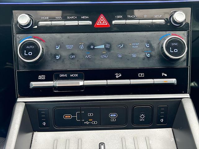 used 2025 Hyundai Santa Fe car, priced at $40,997
