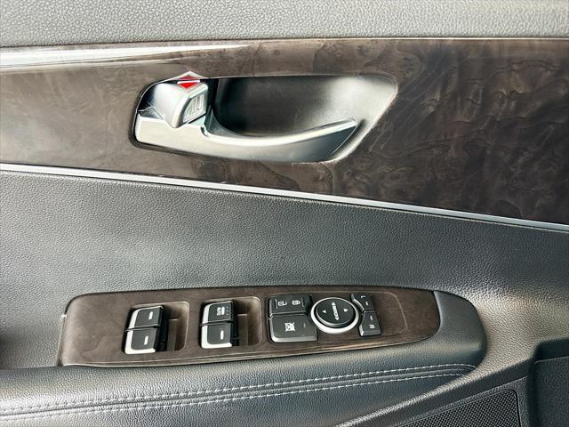 used 2018 Kia Sorento car, priced at $12,997