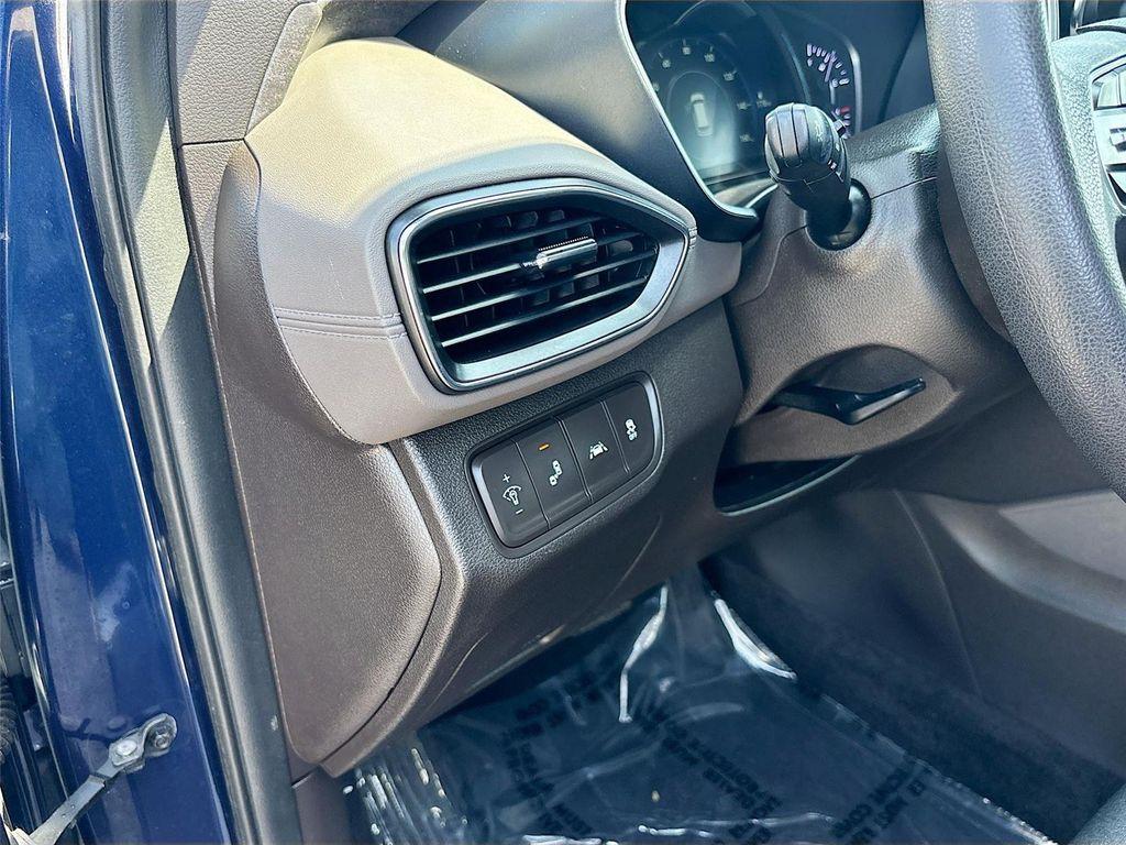 used 2020 Hyundai Santa Fe car, priced at $14,295