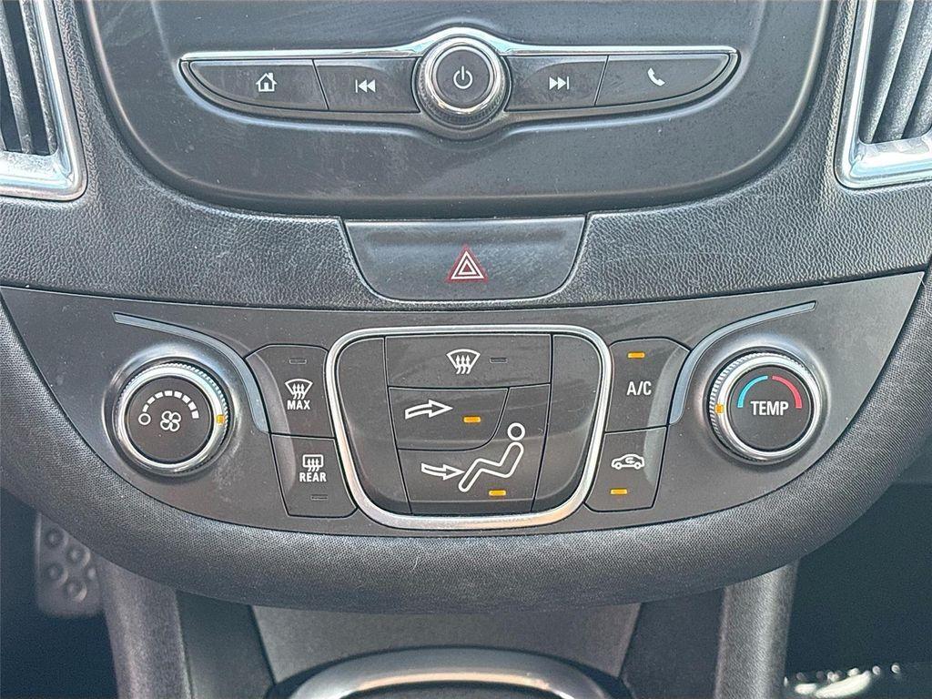 used 2018 Chevrolet Malibu car, priced at $13,946