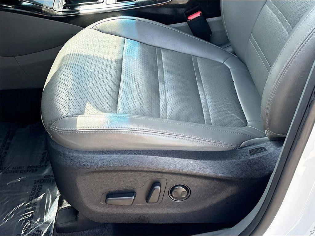 used 2016 Kia Sorento car, priced at $12,595