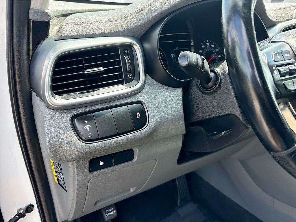 used 2016 Kia Sorento car, priced at $12,595