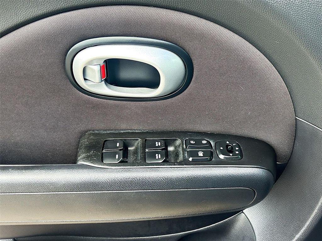 used 2016 Kia Soul car, priced at $7,599