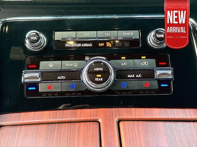 used 2023 Lincoln Navigator car, priced at $49,595