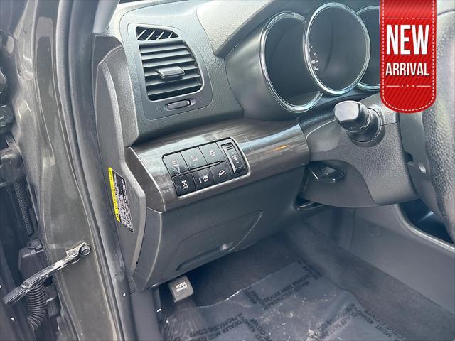 used 2013 Kia Sorento car, priced at $8,997
