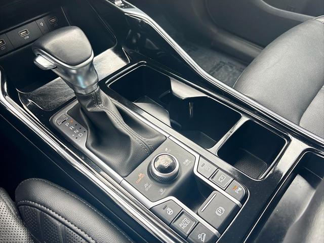 used 2023 Kia Sorento car, priced at $33,595