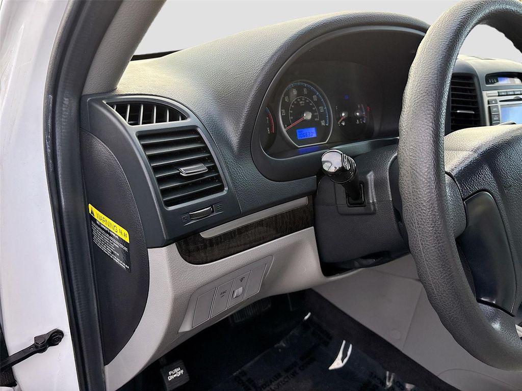 used 2009 Hyundai Santa Fe car, priced at $6,599