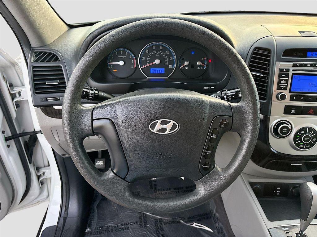used 2009 Hyundai Santa Fe car, priced at $6,599
