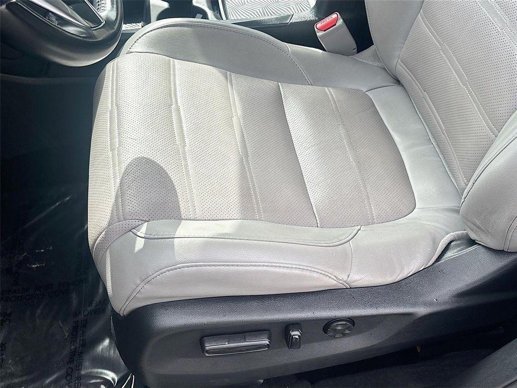 used 2018 Honda CR-V car, priced at $15,595