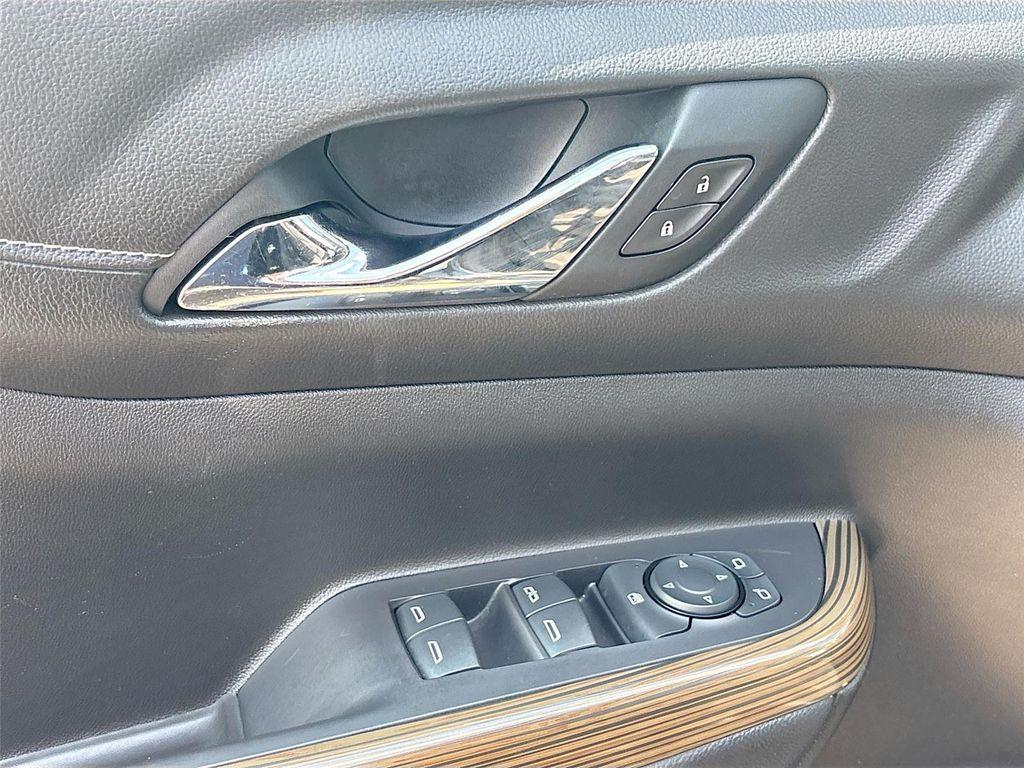 used 2021 GMC Acadia car, priced at $18,995