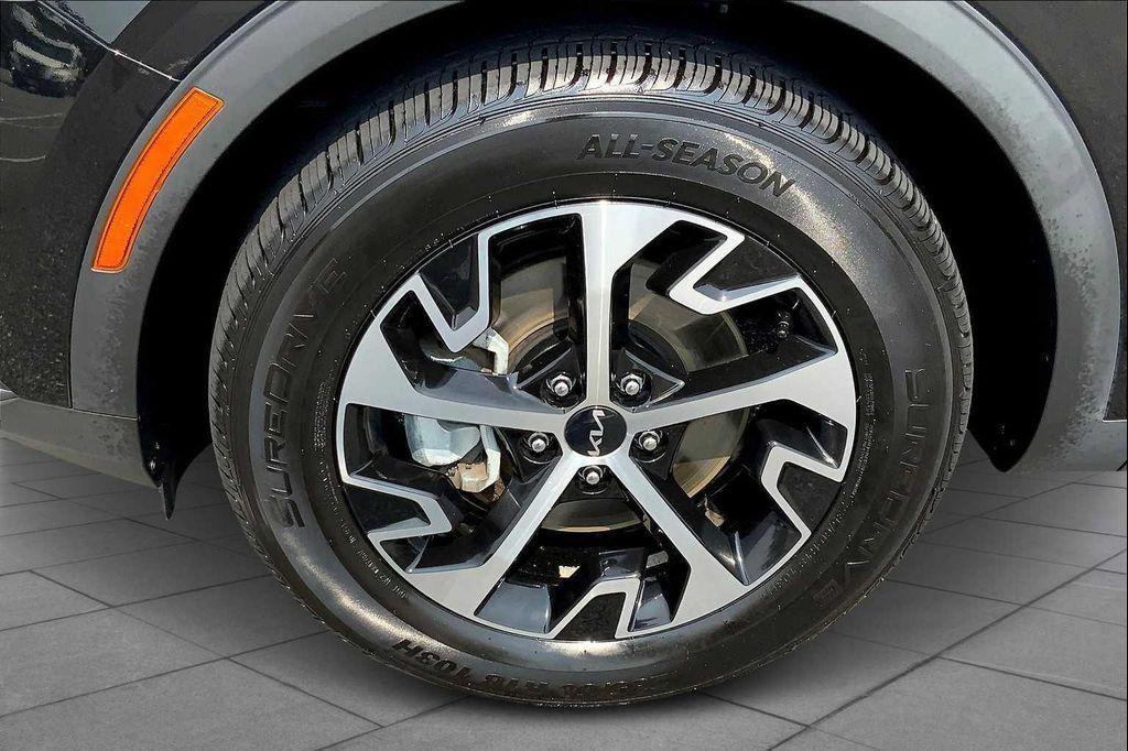 used 2023 Kia Sportage Hybrid car, priced at $20,988