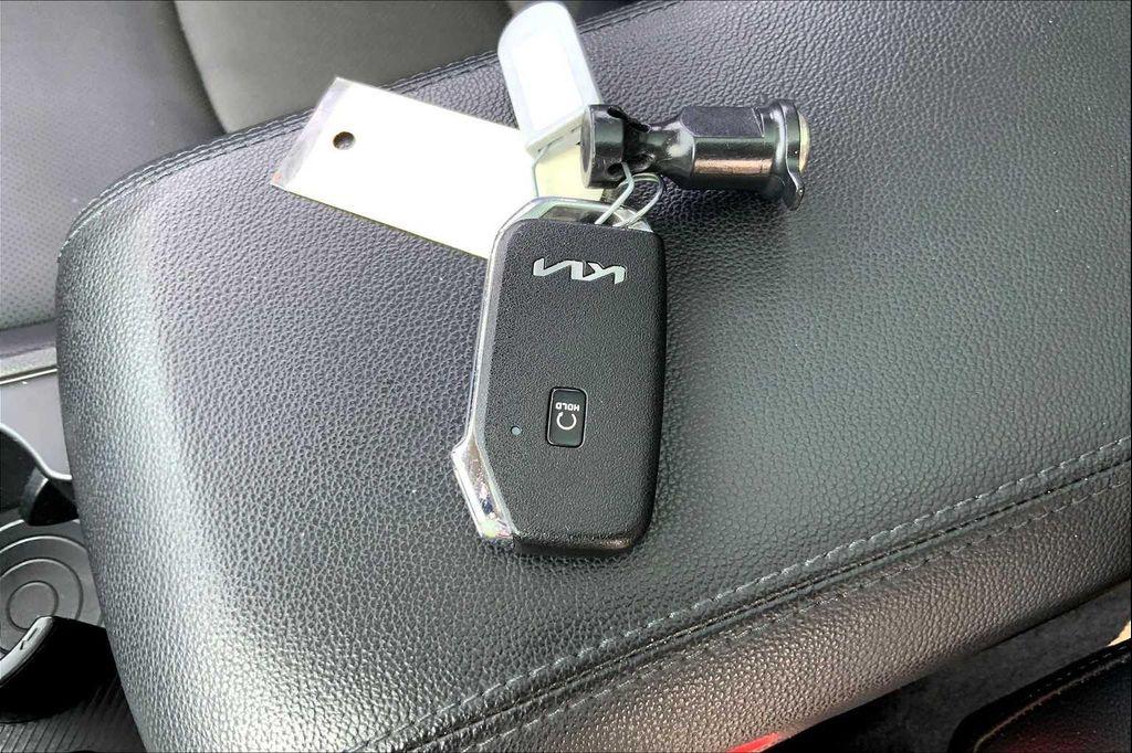 used 2023 Kia Sportage Hybrid car, priced at $20,988