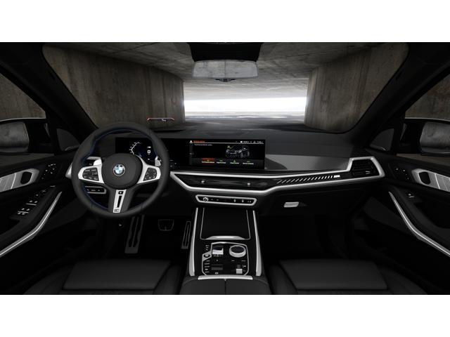 new 2026 BMW X7 car, priced at $122,580
