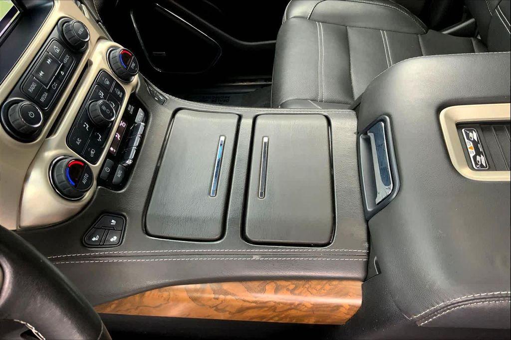 used 2020 GMC Yukon car, priced at $31,955