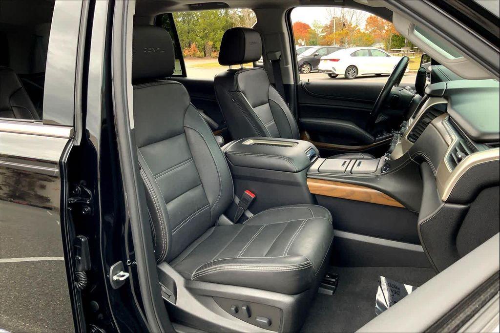 used 2020 GMC Yukon car, priced at $31,955