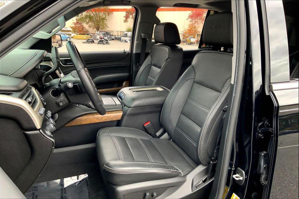 used 2020 GMC Yukon car, priced at $31,955