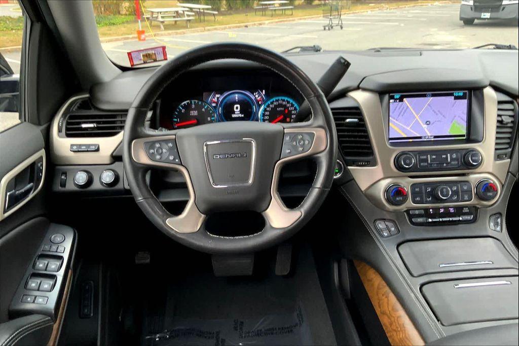 used 2020 GMC Yukon car, priced at $31,955