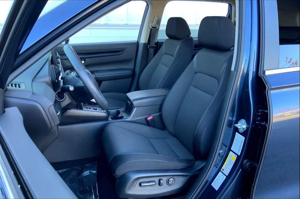 used 2024 Honda CR-V car, priced at $29,989