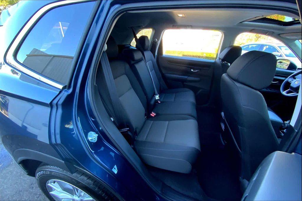 used 2024 Honda CR-V car, priced at $29,989