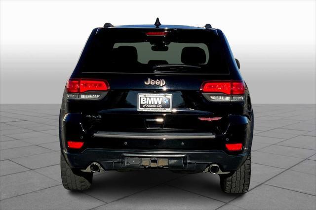 used 2017 Jeep Grand Cherokee car, priced at $17,769