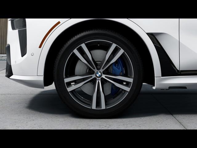 new 2025 BMW X7 car, priced at $117,305