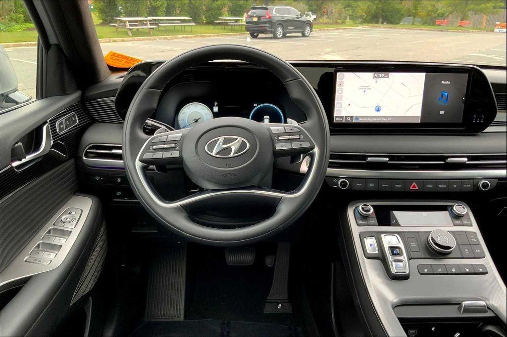 used 2023 Hyundai Palisade car, priced at $37,499