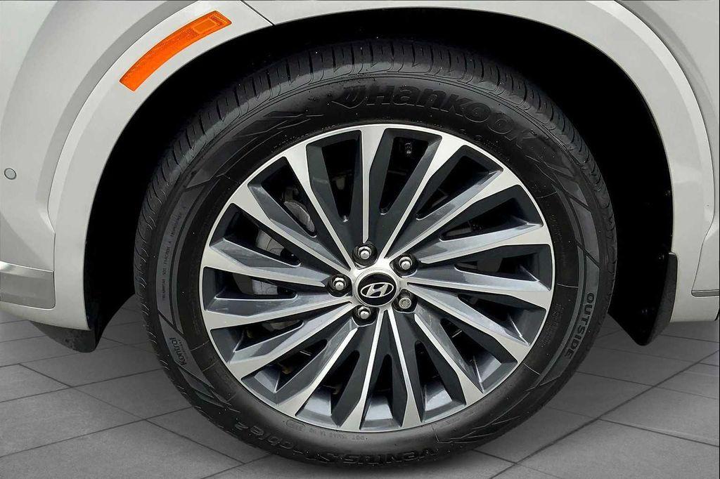 used 2023 Hyundai Palisade car, priced at $37,499