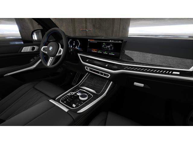 new 2026 BMW X7 car, priced at $119,780