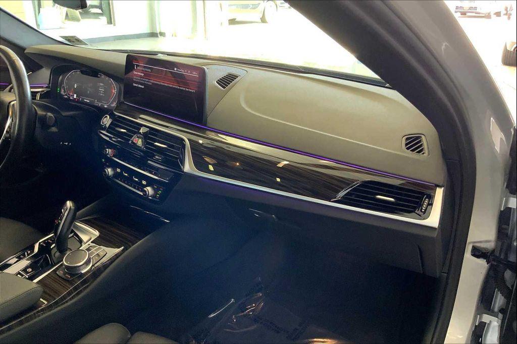 used 2021 BMW 540 car, priced at $37,899