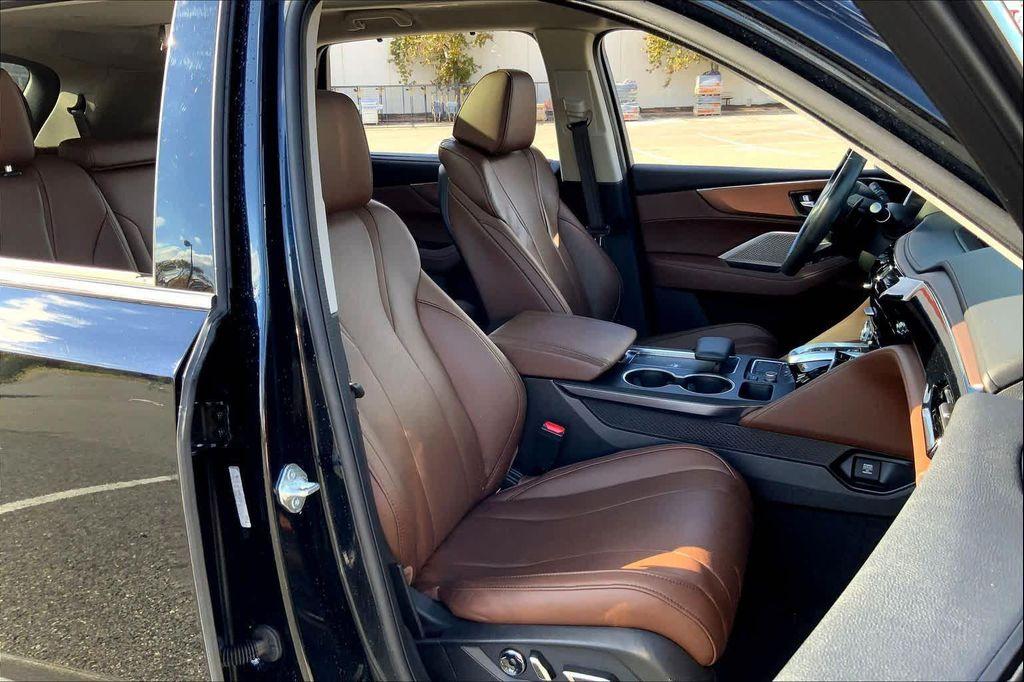 used 2023 Acura MDX car, priced at $40,499