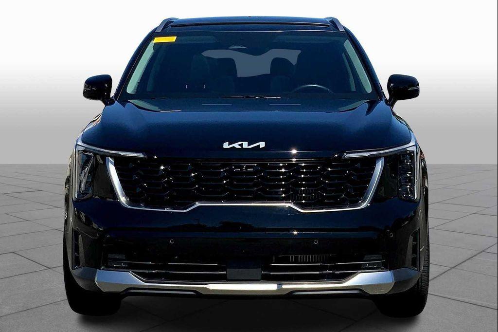 used 2025 Kia Sorento car, priced at $37,025