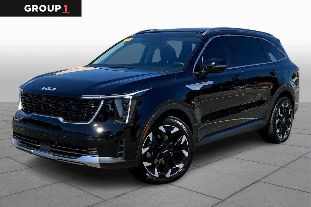 used 2025 Kia Sorento car, priced at $37,025